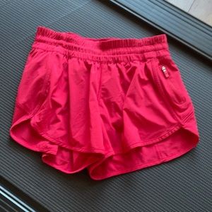 Lululemon tracker short v 4” size 8